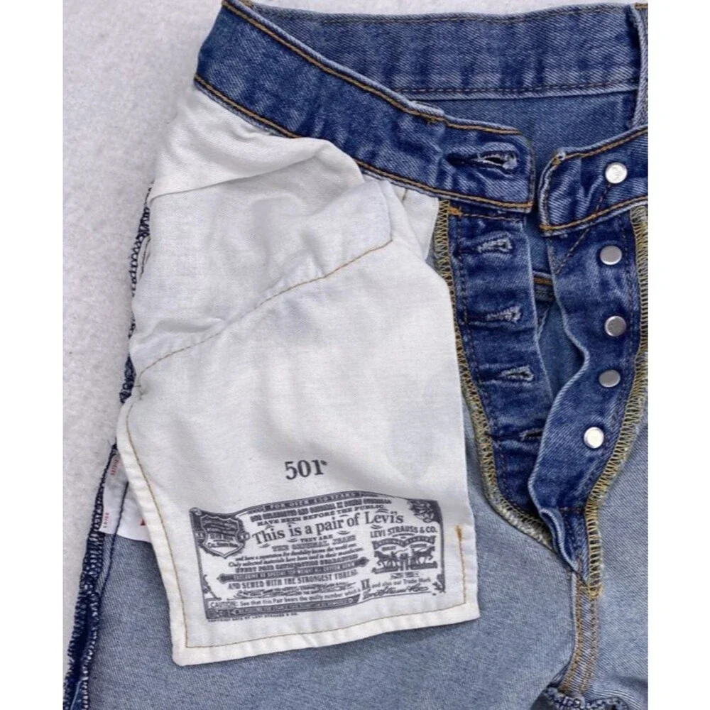 Levi's 501 Jeans Men's W31 L30 Blue Denim Button Fly Straight Leg Classic